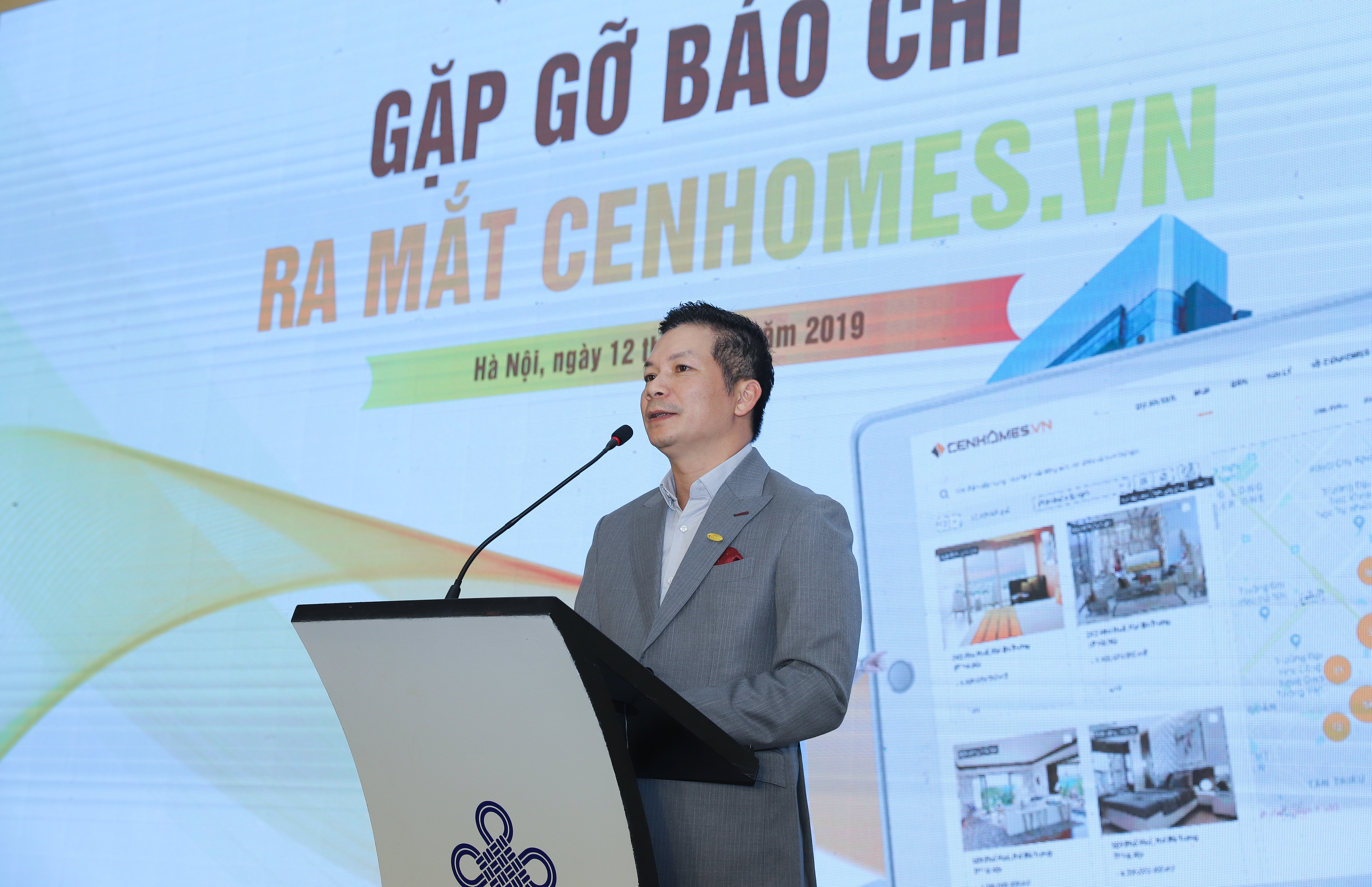 Ông Phạm Thanh Hưng, Phó chủ tịch HĐQT Cen Land khẳng định: “Đầu tư cho công nghệ trên cơ sở những nền tảng giao dịch có sẵn là đầu tư phát triển bền vững”.