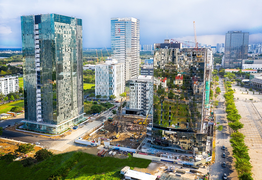 Thị trường bất động sản phía Nam đang kỳ vọng vào những tháng cuối năm 2021. Ảnh: Gia Huy