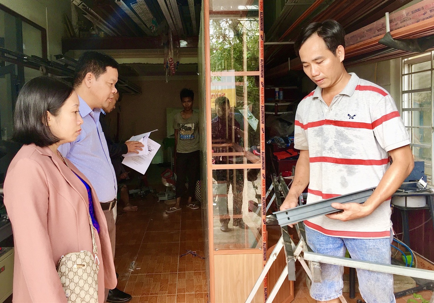 Huyện miền núi Nông Sơn hỗ trợ máy móc phát triển tiểu thủ công nghiệp (ảnh minh họa). Ảnh: Lê Thông