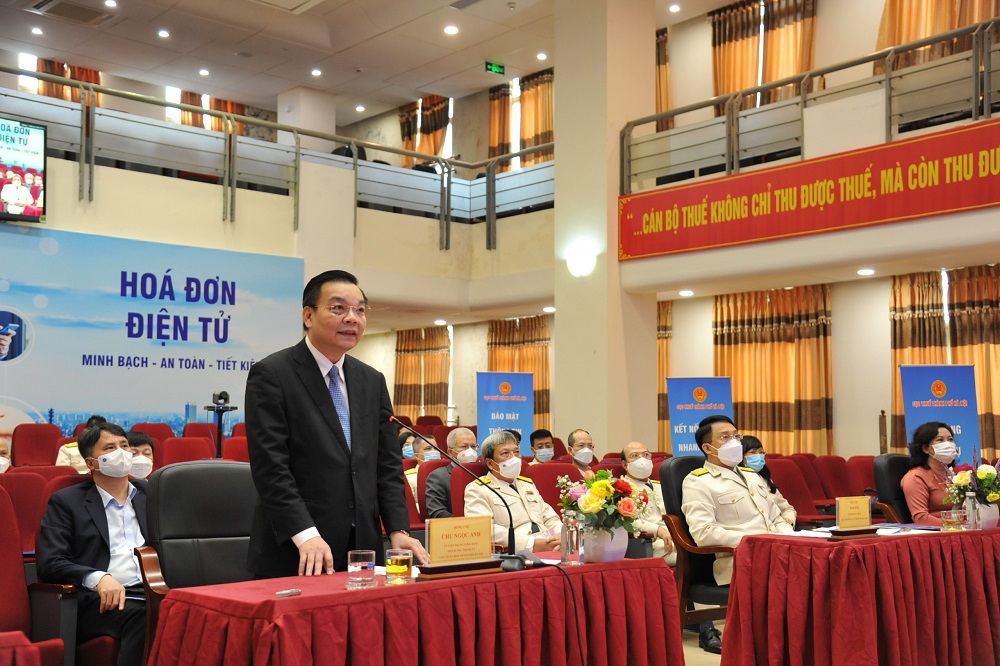 Chủ tịch UBND TP. Hà Nội Chu Ngọc Anh khẳng định TP. Hà Nội đã sẵn sàng kích hoạt hóa đơn điện tử.