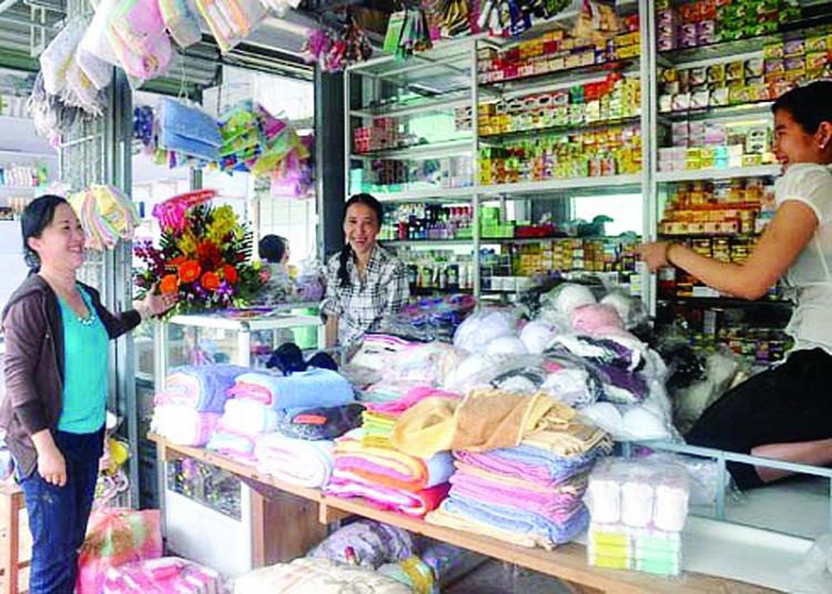 Hộ khoán có thể nộp tiền thuế vào ngân sách nhà nước hoặc nộp thuế qua tổ chức ủy nhiệm thu. Ảnh: Internet.