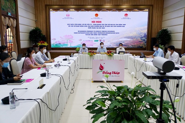 Các đại biểu tham gia hội nghị tại điểm cầu tỉnh Đồng Tháp. Ảnh: MN