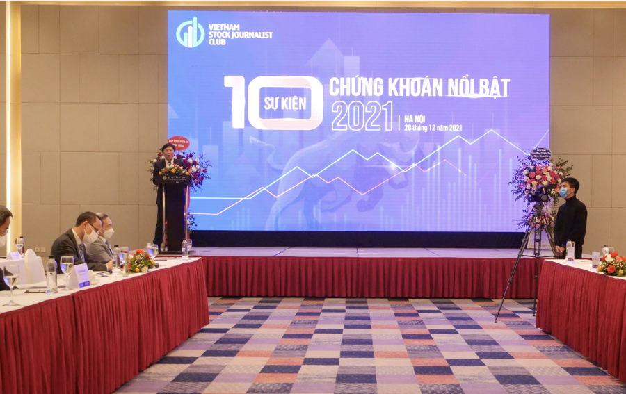 Phó Chủ tịch Thường trực Hội Nhà báo Việt Nam Hồ Quang Lợi phát biểu tại Lễ Công bố. Nguồn: vneconomy.vn