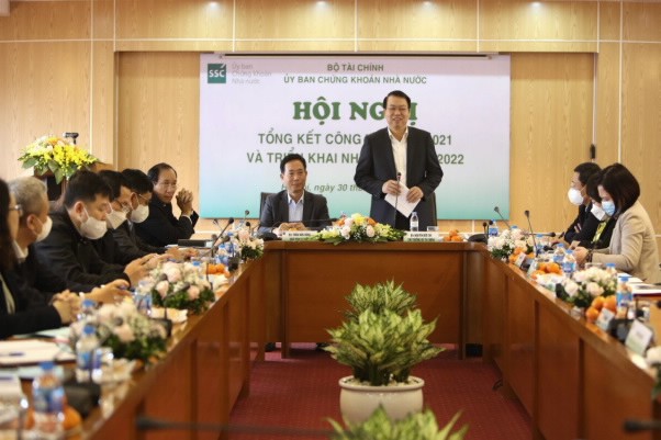 Thị trường chứng khoán năm 2021 tăng trưởng mạnh mẽ về quy mô và thanh khoản