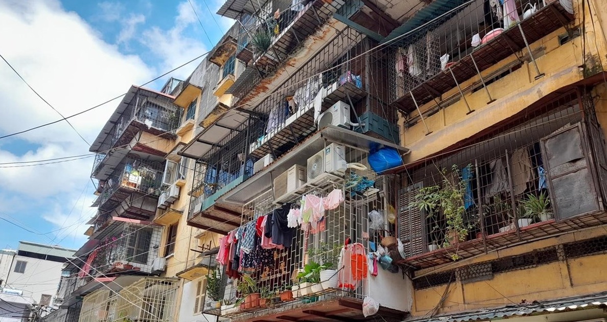 Cải tạo, xây dựng chung cư cũ là một trong những vấn đề cấp bách, cần sớm giải quyết sớm đối với TP. Hà Nội.