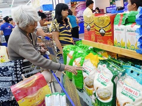 Người tiêu dùng dễ bị tổn thương theo quy định của Dự thảo Luật này gồm: người cao tuổi, người khuyết tật, trẻ em, người dân tộc thiểu số