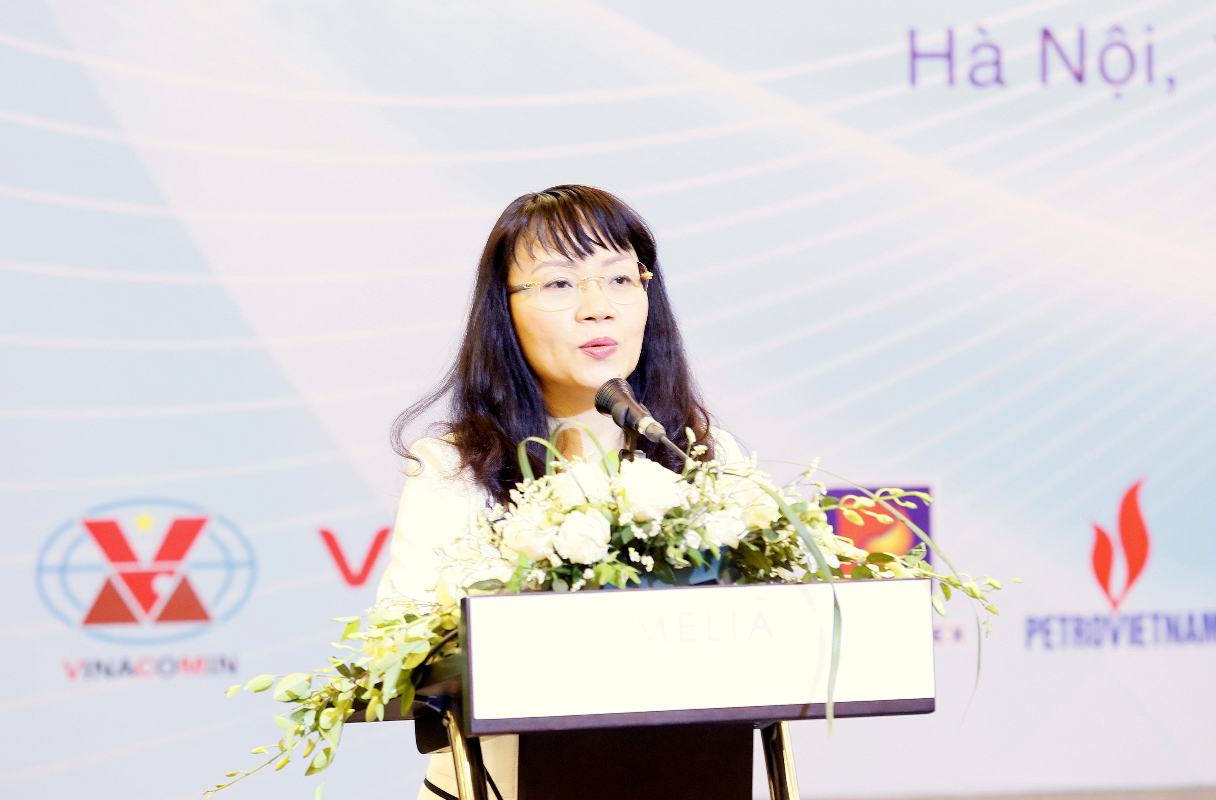 Giám đốc Sở Tài chính TP. Hồ Chí Minh Phạm Thị Hồng Hà phát biểu tại Hội thảo.