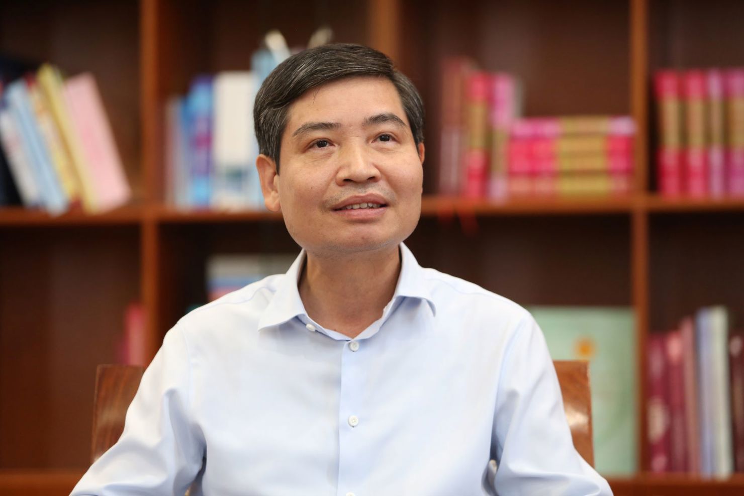 Thứ trưởng Bộ Tài chính Tạ Anh Tuấn trả lời phóng viên báo chí về công tác điều hành giá xăng dầu.