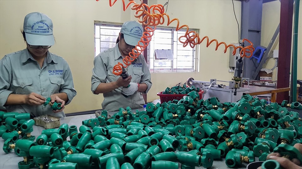 Phát triển công nghiệp hỗ trợ giúp giảm nhẹ kim ngạch nhập khẩu đầu vào sản xuất.