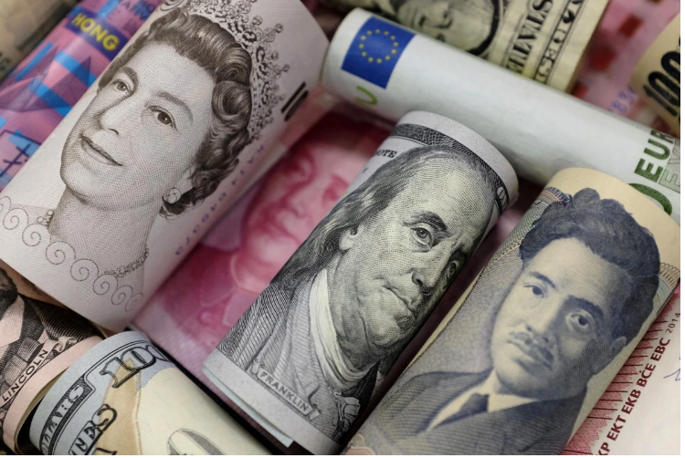 Sau đợt tăng lãi suất của Ngân hàng Trung ương châu Âu vào thứ Năm tuần qua, Trung Quốc đã trở thành nền kinh tế lớn gần như duy nhất duy trì lập trường tiền tệ nới lỏng. Nguồn: Internet