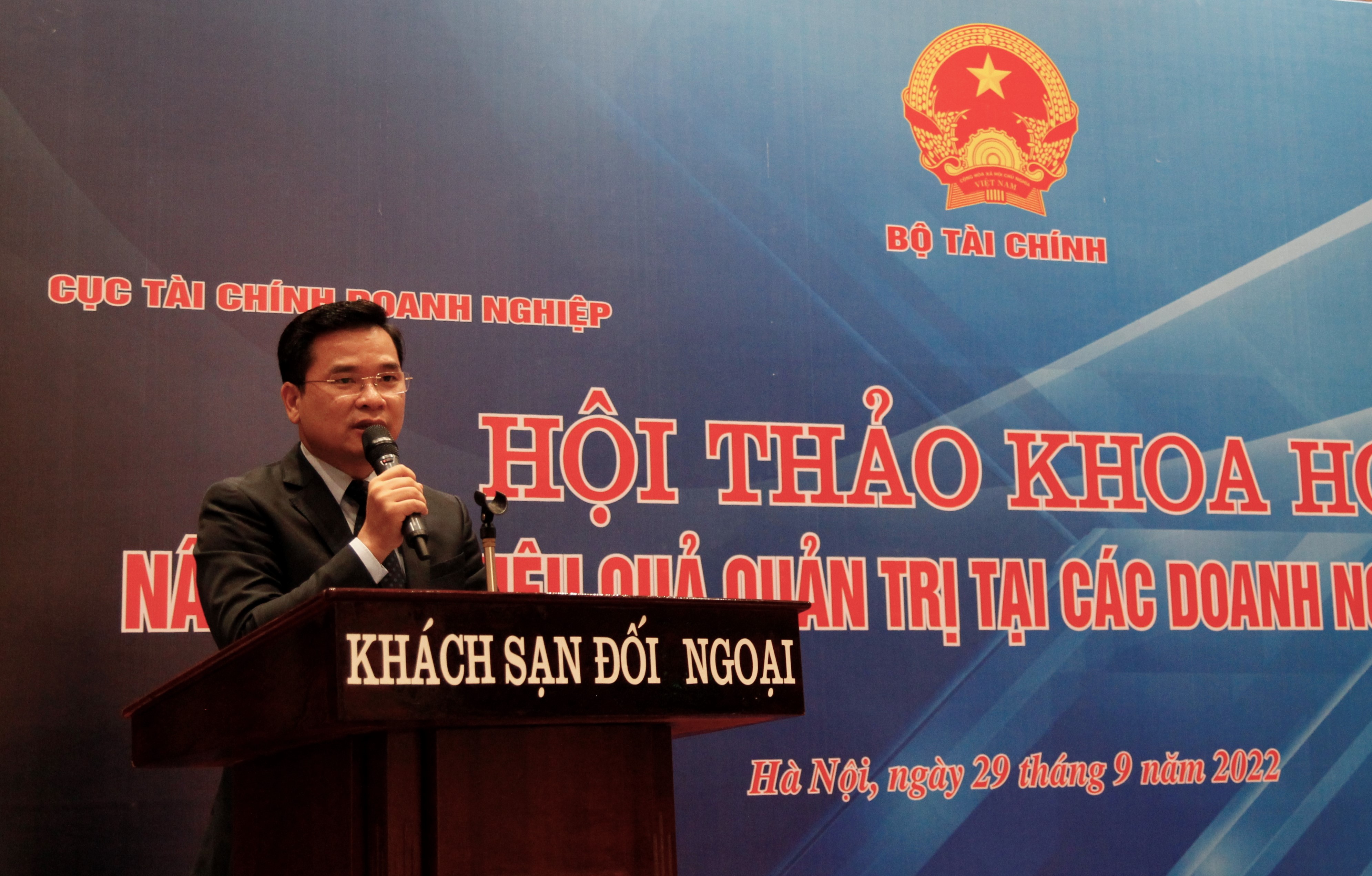 Ông Nguyễn Như Quỳnh – Viện trưởng Viện Chiến lược và Chính sách tài chính phát biểu khai mạc Hội thảo