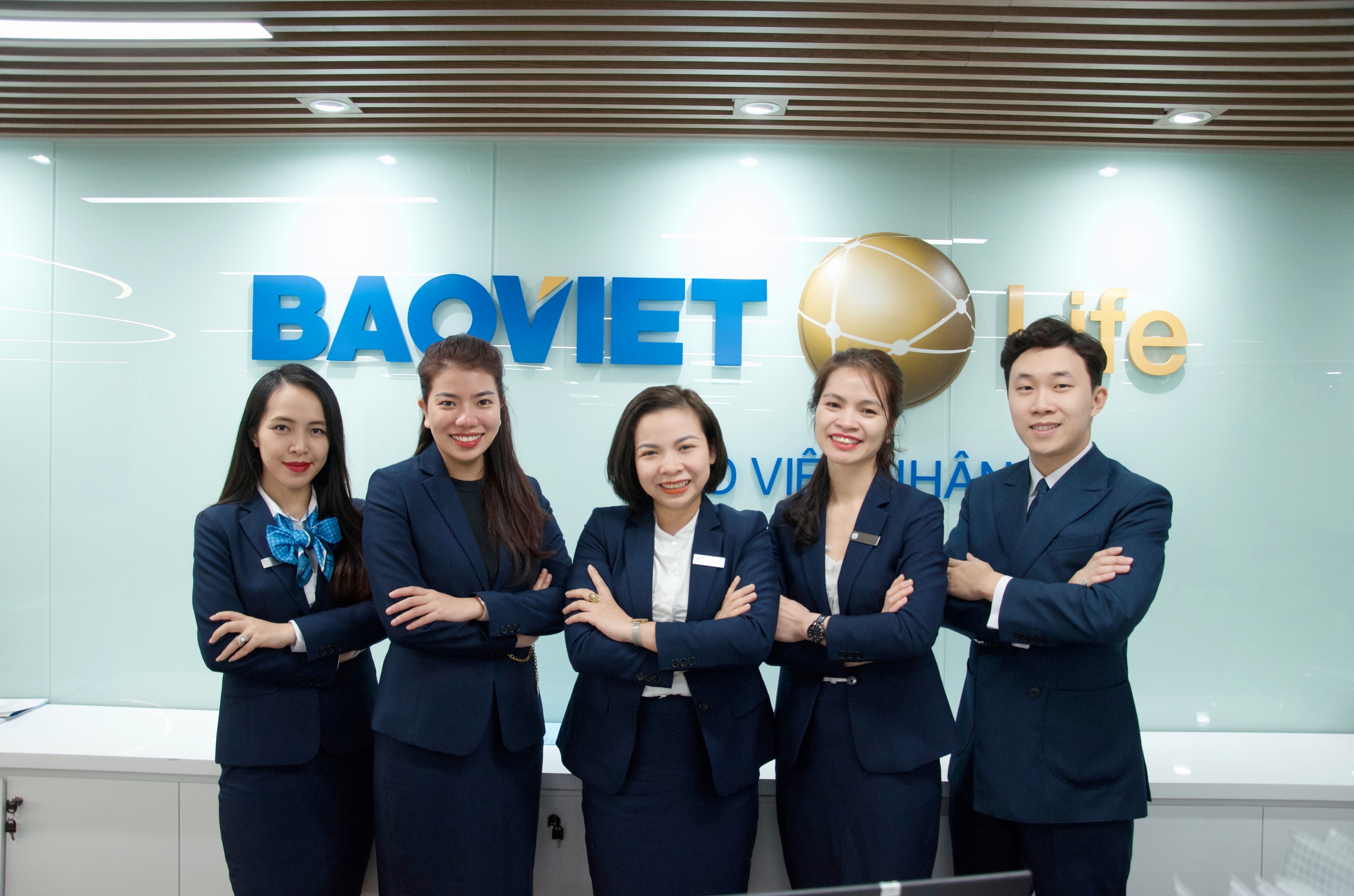 Đội ngũ cán bộ và tư vấn tài chính Life Pro trẻ trung, chuyên nghiệp và năng động.