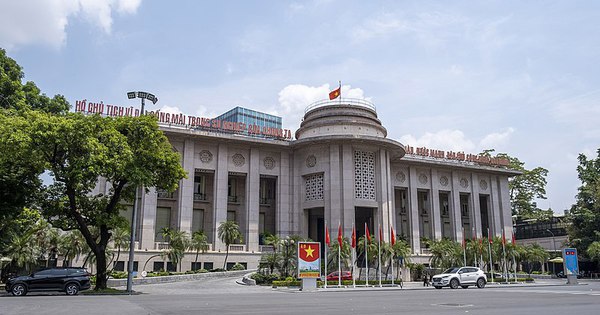 NHNN vừa có Quyết định số 226/QĐ-NHNN ban hành Kế hoạch tăng cường công tác chống buôn lậu, gian lận thương mại, vận chuyển trái phép hàng hóa qua cảng hàng không quốc tế.