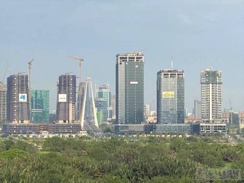 Luật Đất đai sửa đổi 2023 nếu được ban hành và có hiệu lực vào nửa cuối 2024 sẽ là “bước ngoặt” lớn cho thị trường bất động sản - Ảnh: Đình Đại.