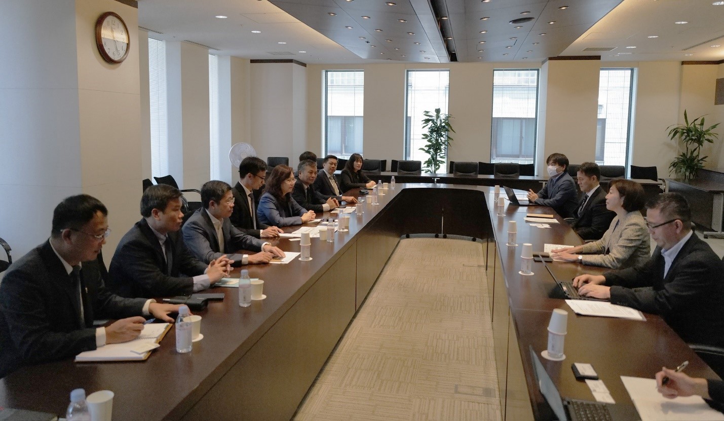 Toàn cảnh buổi làm việc của Đoàn công tác với Lãnh đạo và các đơn vị chuyên môn của JICA.