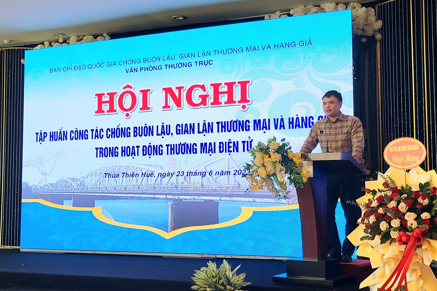 Ông Đặng Văn Dũng - Phó Chánh Văn phòng Thường trực Ban Chỉ đạo 389 quốc gia phát biểu khai mạc Hội nghị tập huấn.