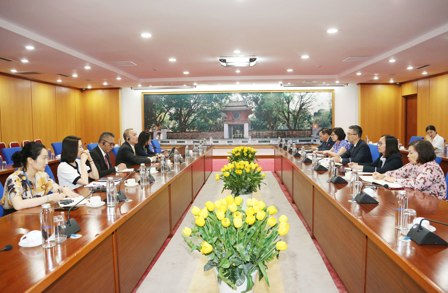 Quang cảnh buổi làm việc. Ảnh: Đức Minh