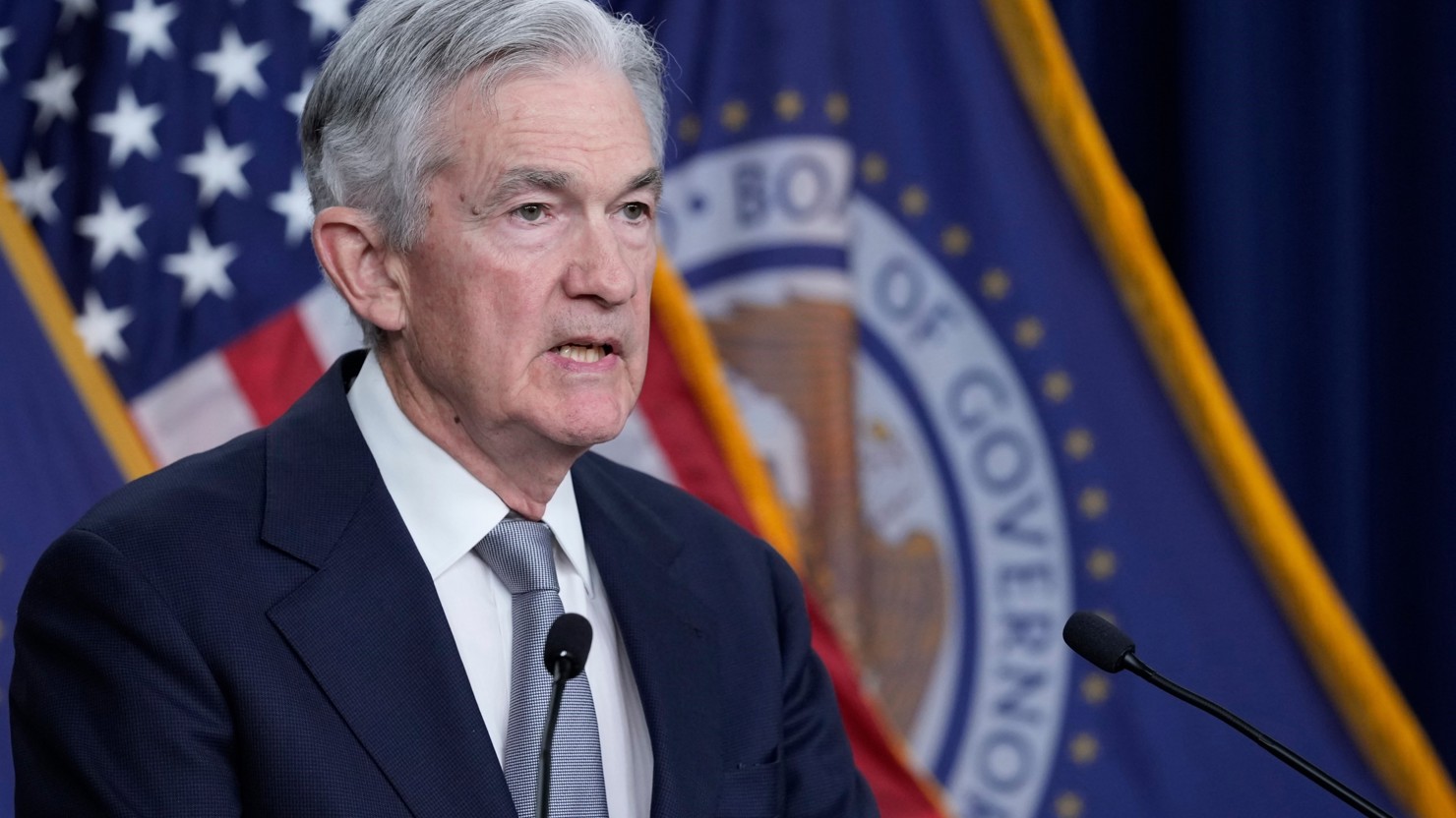 Chủ tịch Fed Jerome Powell phát biểu trong cuộc họp báo ngày 1/11/2023. Ảnh: AP
