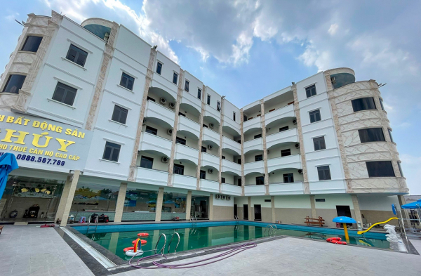 Công trình xây dựng nhà 5 tầng trên các thửa đất tại Ô số 41, 43, 45; Lô DV06C, đoạn đường NA12, Khu định cư Việt Sinh, phường Bình Hoà có chưa được cơ quan chức năng cấp các loại giấy phép