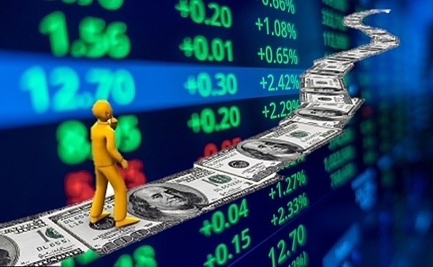 VNDirect nhận định đây là thời điểm tốt để các nhà đầu tư trung và dài hạn bắt đầu tích lũy cổ phiếu cho năm 2024. Ảnh minh họa