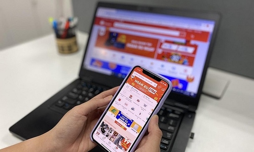 Hàng nghìn thương hiệu lớn nhỏ trên các sàn thương mại điện tử Shopee, Lazada, Tiki, Sendo và TikTok Shop đang có chương trình khuyến mại giảm giá đến 50%.