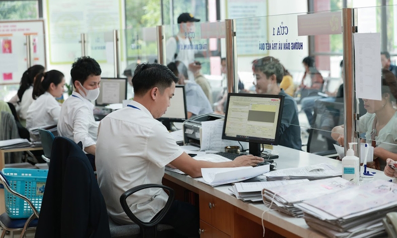 Ban Chỉ đạo chỉ đạo các bộ, cơ quan khẩn trương xử lý theo thẩm quyền các vướng mắc, bất cập trong các quy định pháp luật.