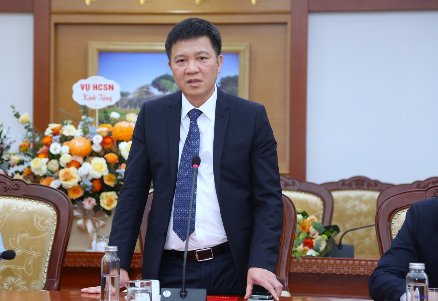 Ông Chu Đức Lam phát biểu nhận nhiệm vụ.