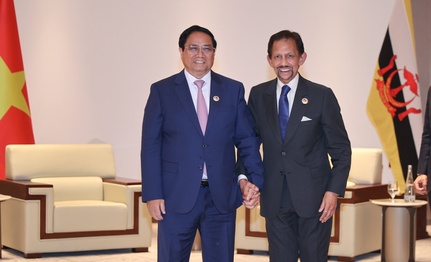 Thủ tướng Phạm Minh Chính hội kiến Quốc vương Brunei Darussalam Haji Hassanal Bolkiah. Ảnh: VGP/Nhật Bắc