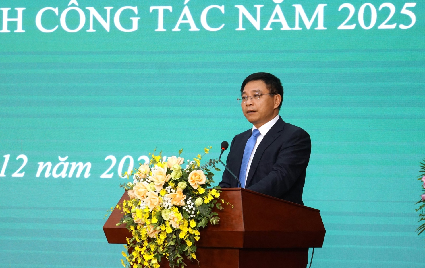 Bộ trưởng Bộ Tài chính Nguyễn Văn Thắng phát biểu chỉ đạo Hội nghị.