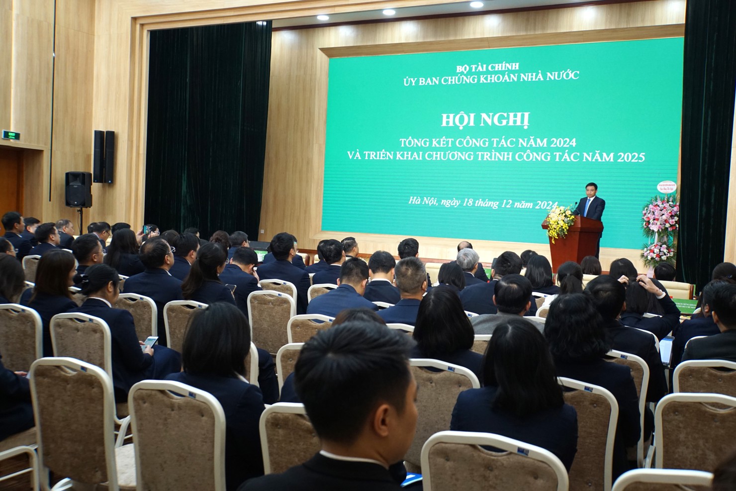 Toàn cảnh Hội nghị.