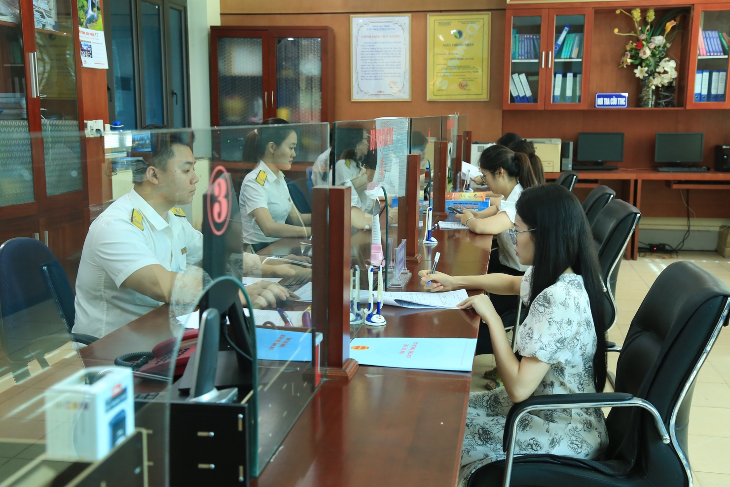 Tổng cục Thuế cũng khẩn trương, quyết liệt chỉ đạo, tìm giải pháp giải quyết hồ sơ hoàn thuế nhanh chóng, kịp thời, hiệu quả cho doanh nghiệp.