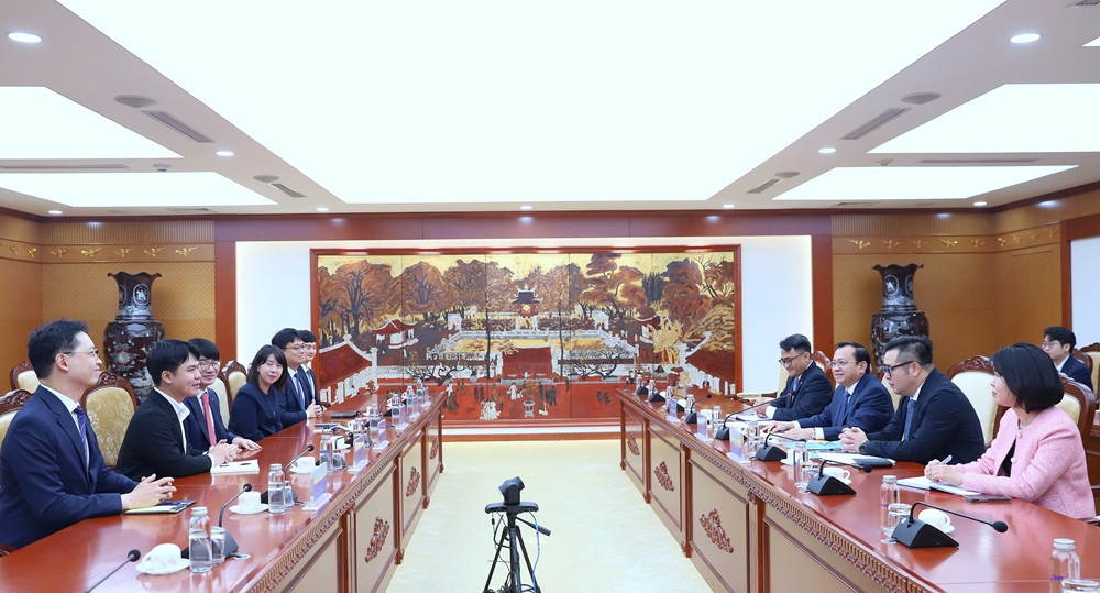 Toàn cảnh buổi làm việc.  