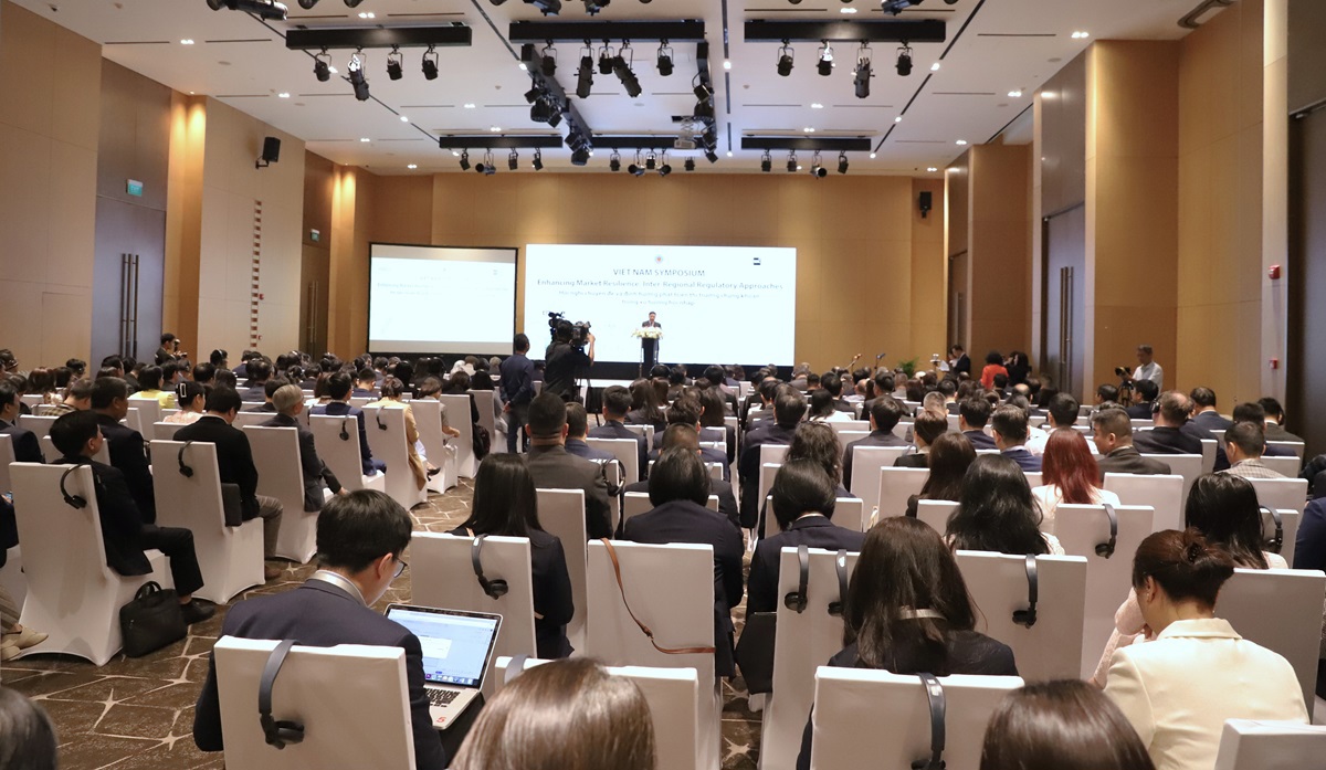 Toàn cảnh Hội nghị.