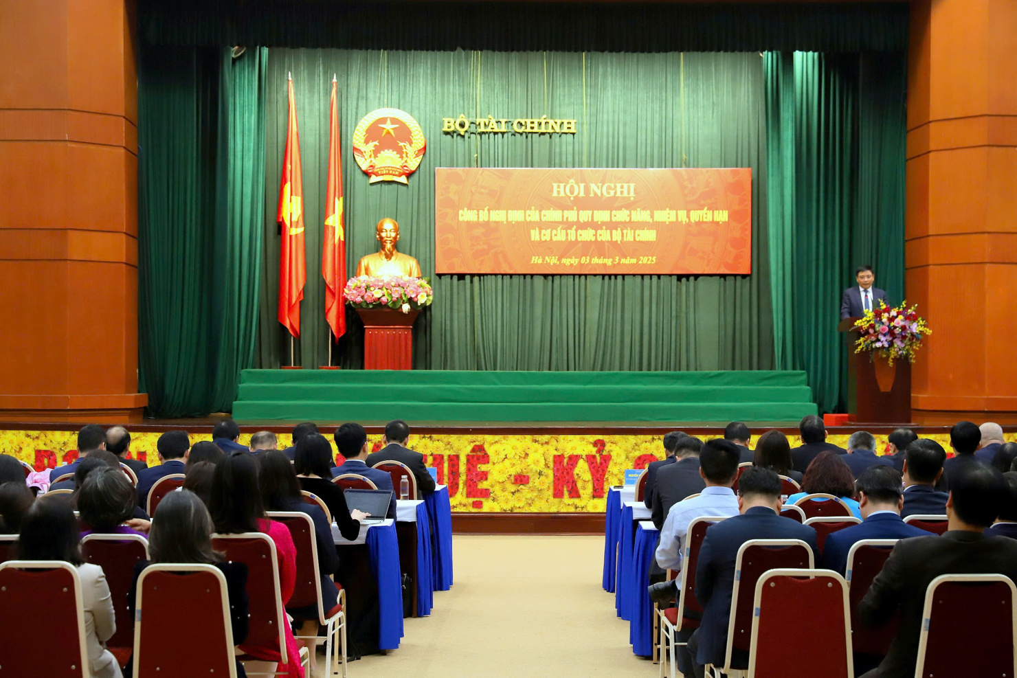 Toàn cảnh Hội nghị.