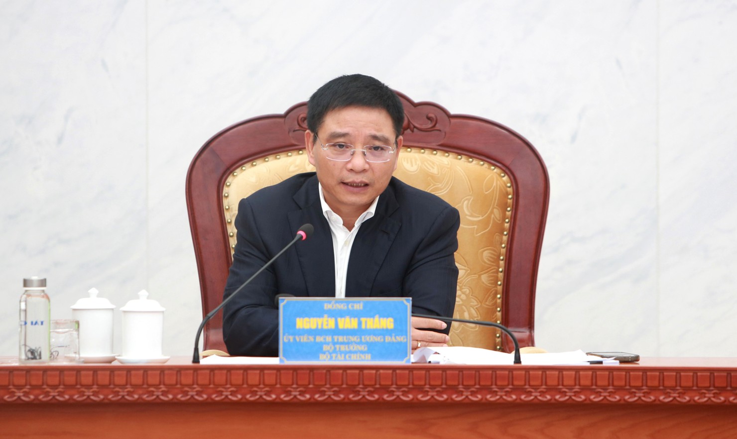 Bộ trưởng Bộ Tài chính Nguyễn Văn Thắng phát biểu chỉ đạo Hội nghị.