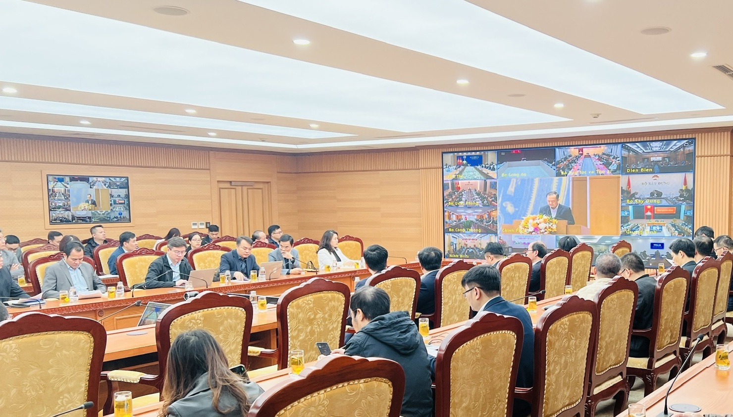 Quang cảnh Phiên họp tại điểm cầu Bộ Tài chính.