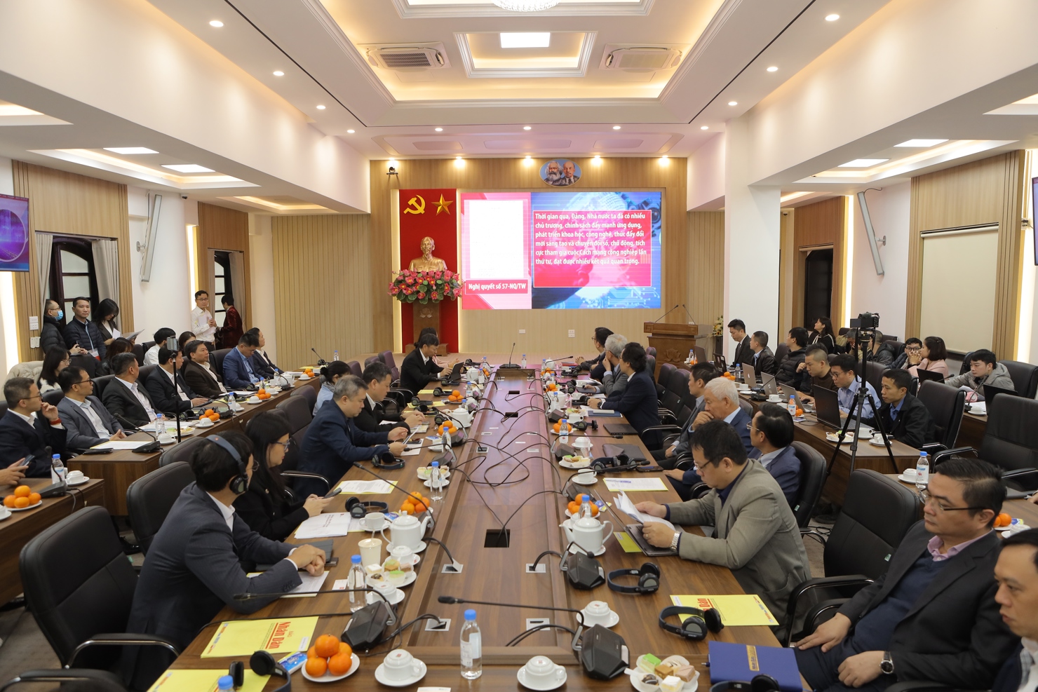 Toàn cảnh Tọa đàm.