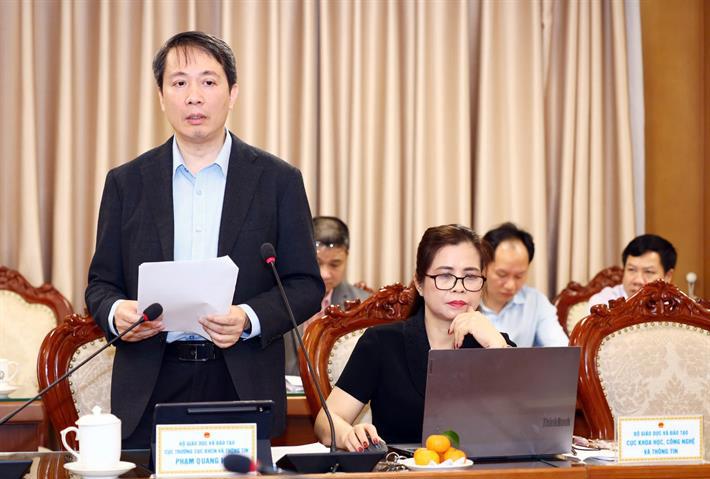 Ông Phạm Quang Hưng, Cục trưởng Cục Khoa học, Công nghệ và Thông tin (Bộ Giáo dục và Đào tạo)