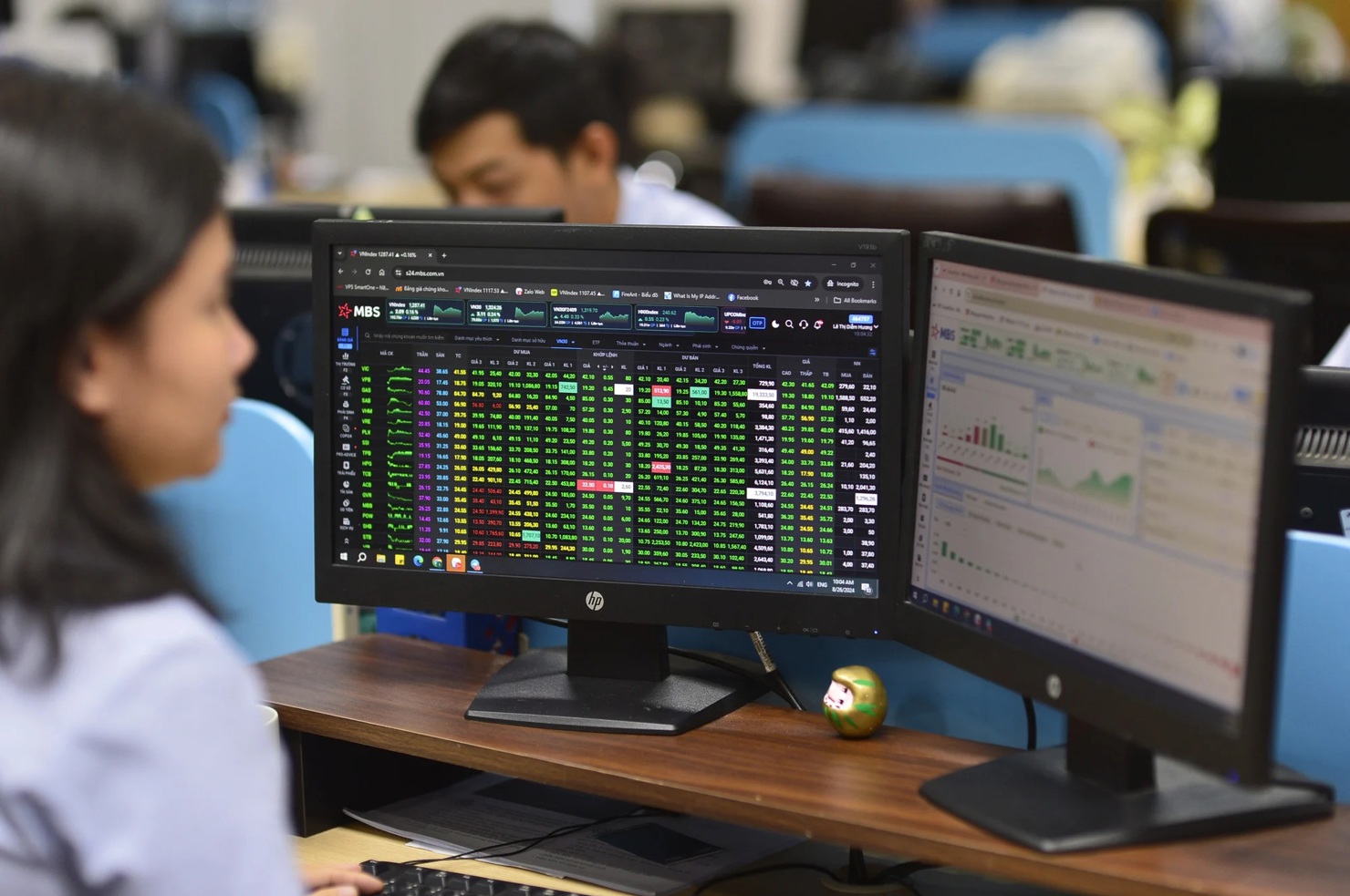 Ủy ban Chứng khoán Nhà nước yêu cầu cải cách TTHC gắn với chuyển đổi số, lấy người dân, doanh nghiệp là trung tâm phục vụ.