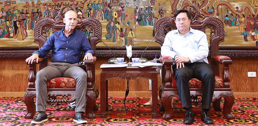 Chủ tịch UBND tỉnh Vĩnh Phúc Trần Duy Đông tiếp, làm việc với ông Peter Ryder, Giám đốc điều hành Công ty TNHH Indochina Kajima 