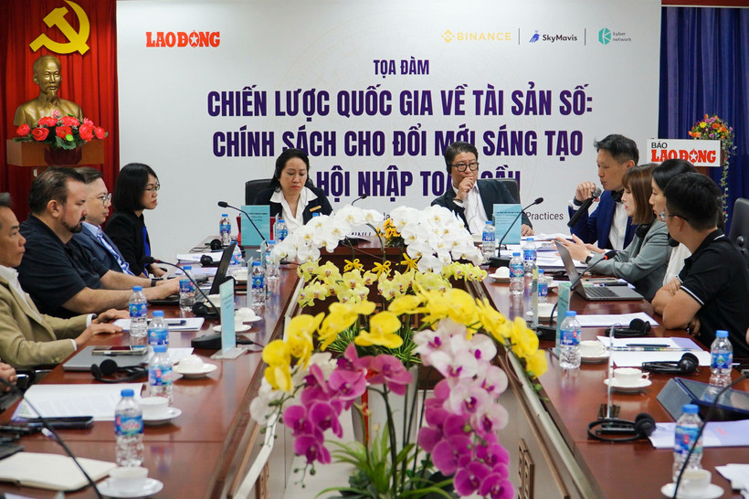 Tọa đàm “Chiến lược quốc gia về tài sản số: Chính sách cho đổi mới sáng tạo và hội nhập toàn cầu”.