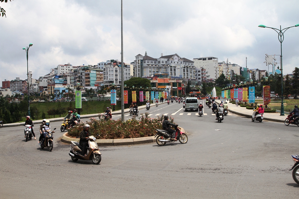 Tỉnh Lâm Đồng đề nghị Quốc hội, Chính phủ, các bộ, ngành sớm ban hành Luật Quy hoạch sửa đổi và Nghị định, Thông tư hướng dẫn để các tỉnh lập quy hoạch tỉnh sau sáp nhập. Ảnh: VGP