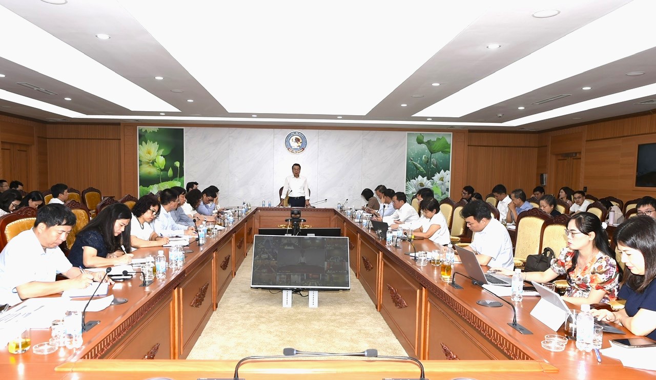 Toàn cảnh phiên họp.