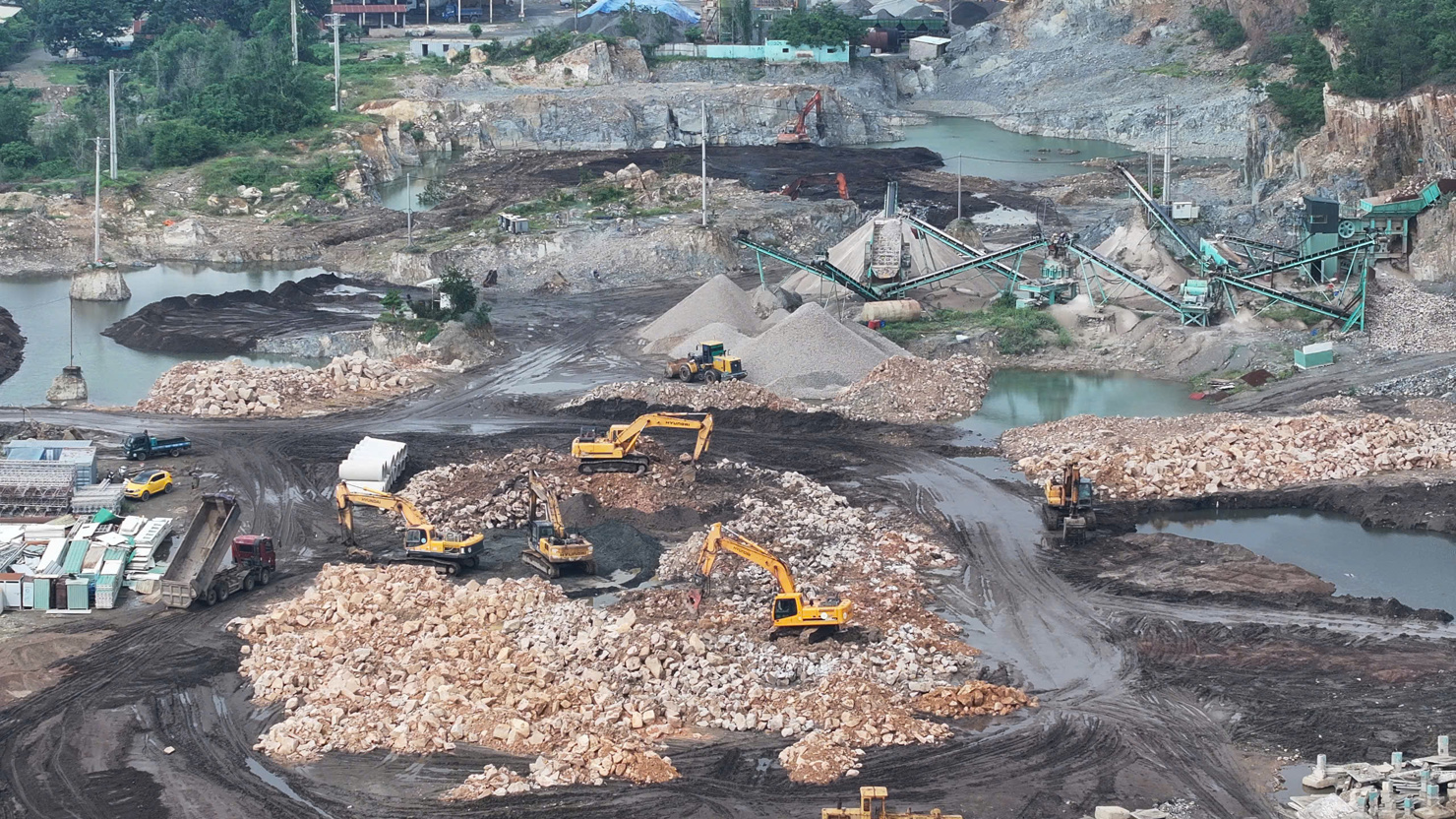 Các đối tượng thu lợi bất chính số tiền hơn 1 tỷ đồng