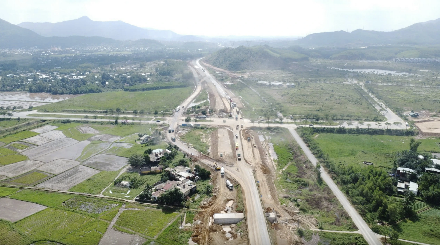 Một đoạn dự án cao tốc Hòa Liên - Túy Loan tại TP. Đà Nẵng. Ảnh: Huy Đạt