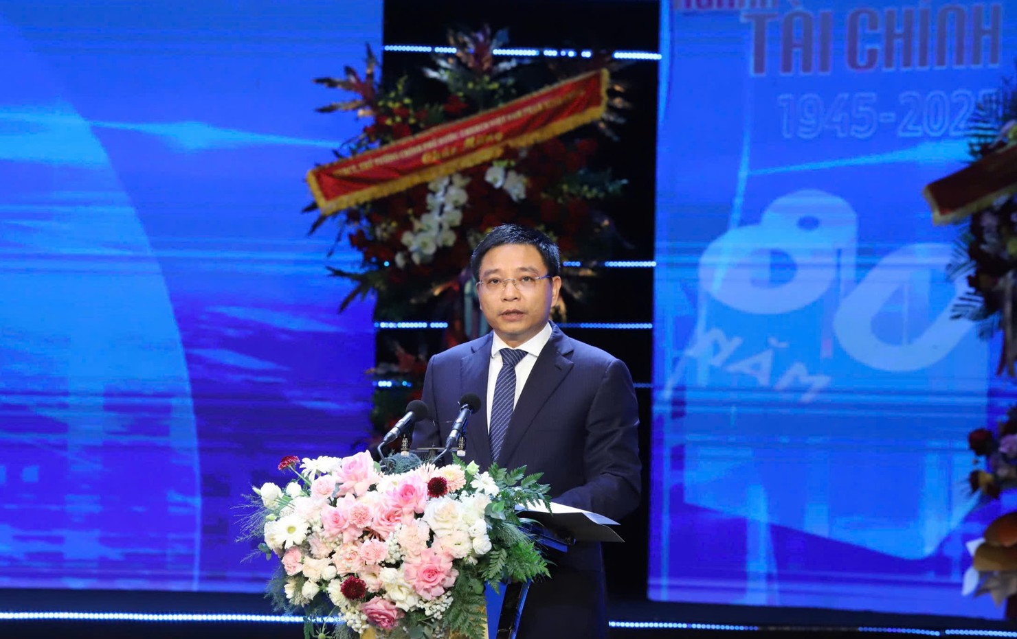 Bộ trưởng Bộ Tài chính Nguyễn Văn Thắng phát biểu tại buổi lễ.