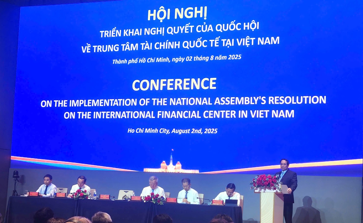 Thủ tướng Phạm Minh Chính chủ trì Hội nghị công bố Nghị quyết của Quốc hội về Trung tâm tài chính quốc tế tại Việt Nam. Ảnh: TL