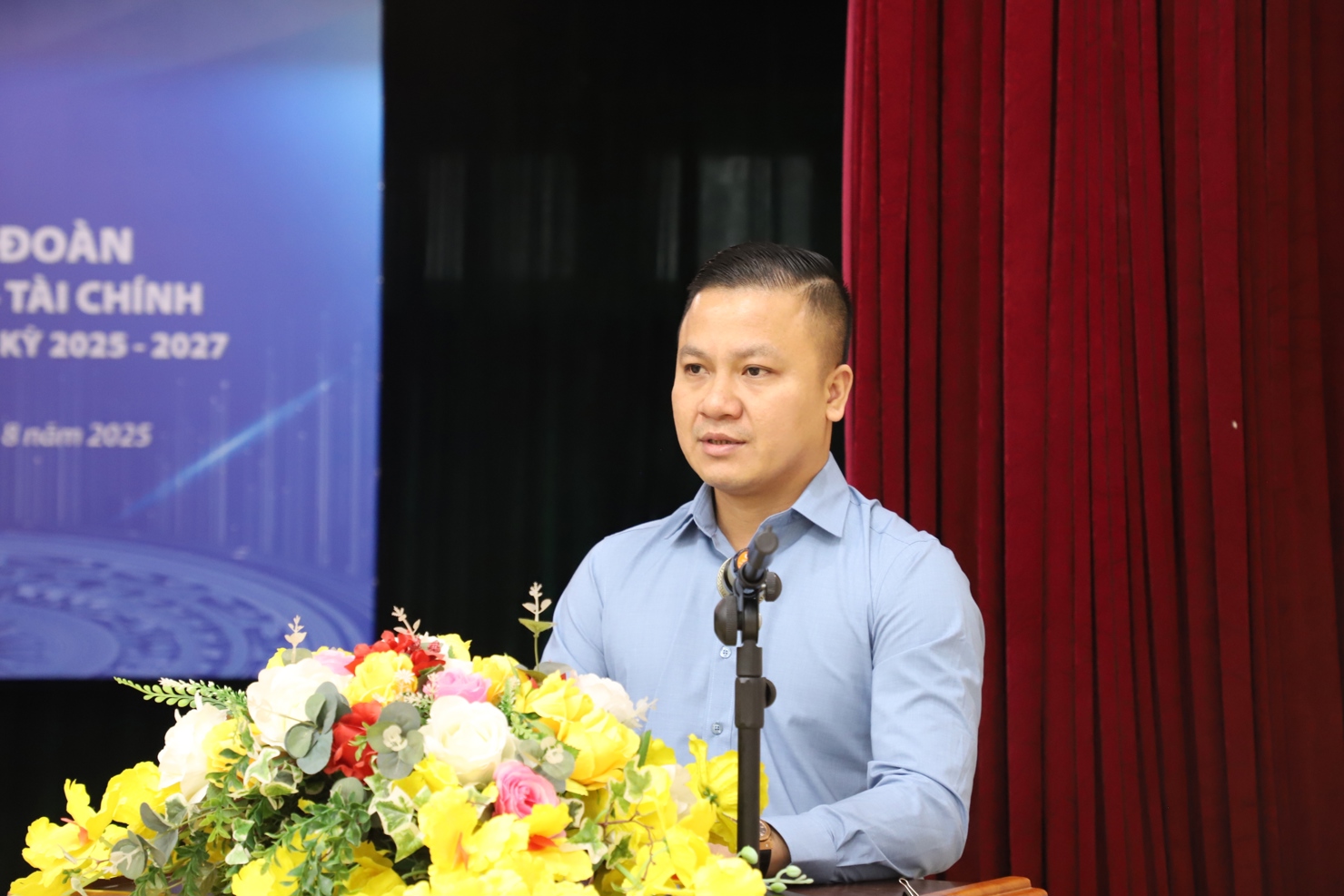 Đồng chí Lê Đôn - Bí thư Đoàn Thanh niên Bộ Tài chính phát biểu tại Đại hội. Ảnh: Lục Trường.