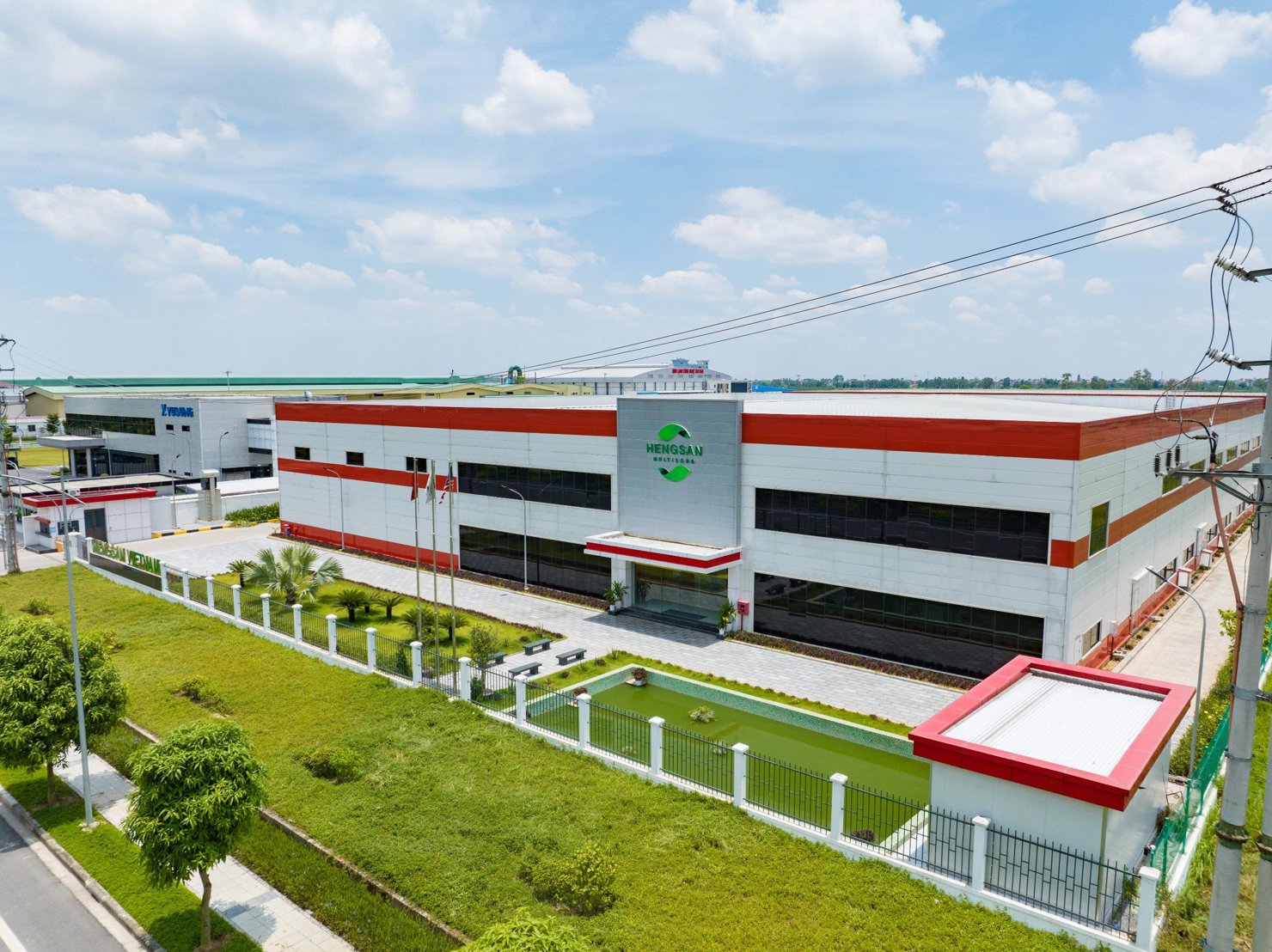 Nhà máy trong KCN Viglacera Yên Mỹ tỉnh Hưng Yên