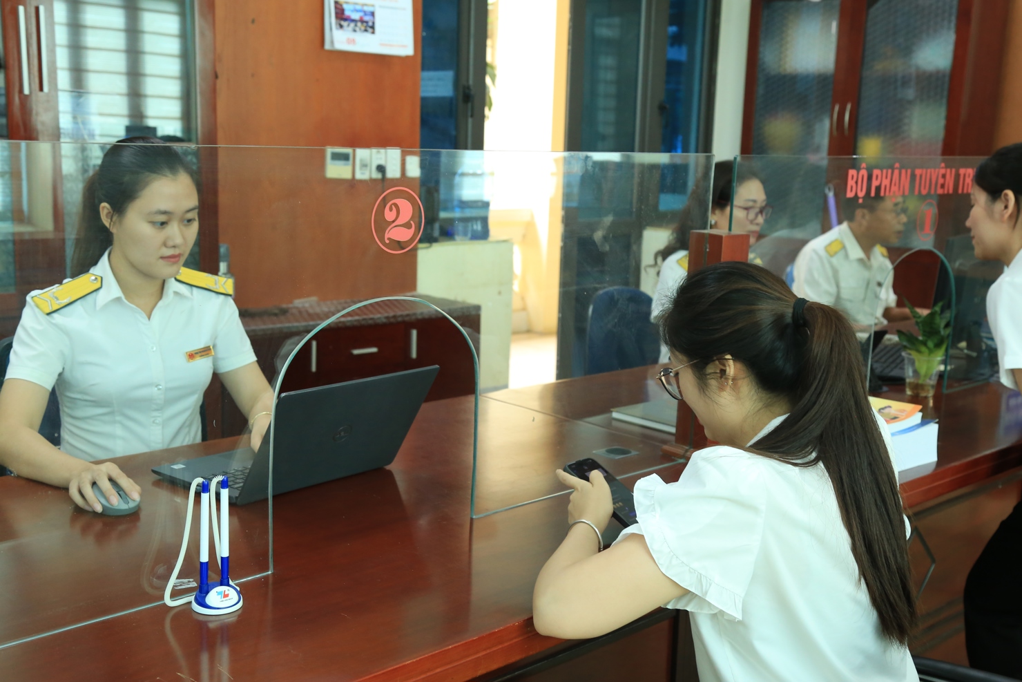 Bộ Tài chính đề xuất, thu nhập từ chuyển nhượng chứng khoán của cá nhân cư trú sẽ chịu mức thuế 0,1% tính trên giá trị bán ra của từng giao dịch. 